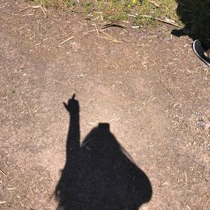 Meet your Posher, Emi